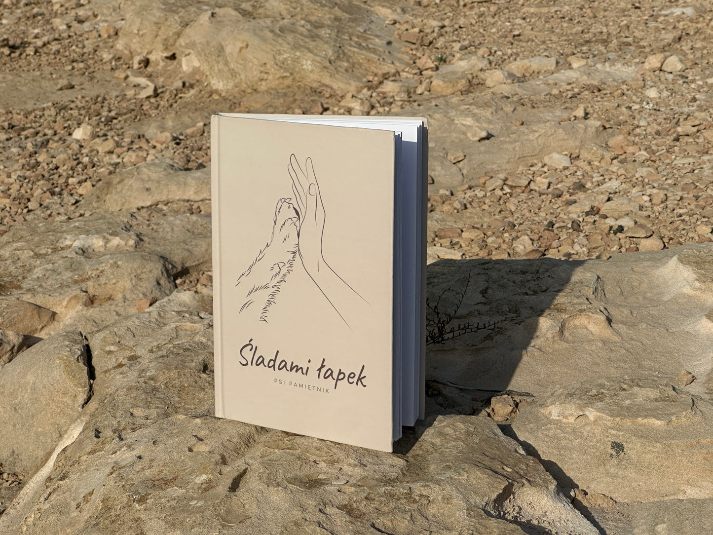 Śladami łapek -  Psi pamiętnik